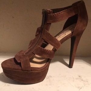 Jessica Simpson brand new shoes in brown suede.